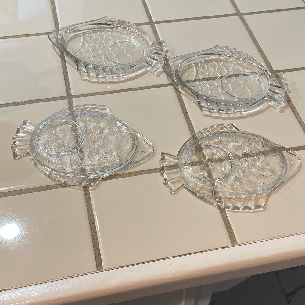 Glass Fish-Shaped Serveware Set